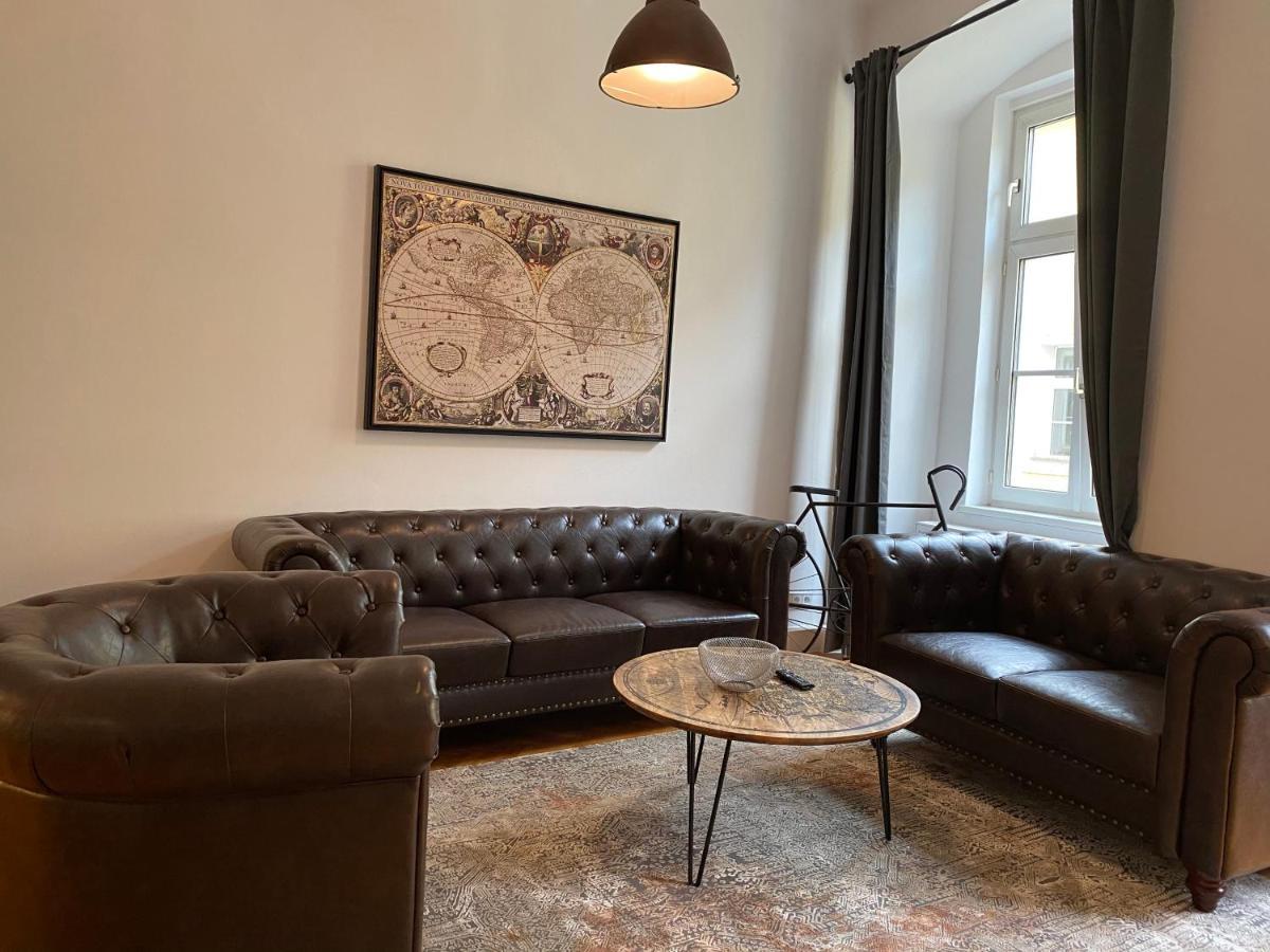 Industrial Apartment Schlossberg Linz Buitenkant foto