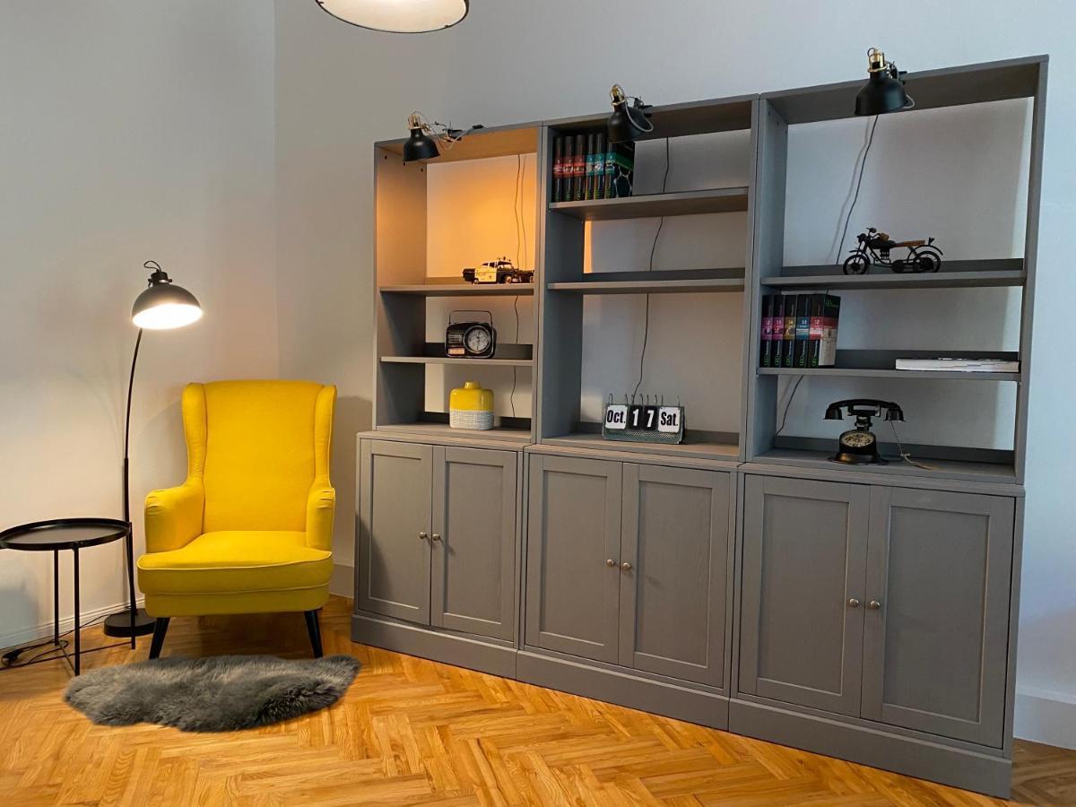Industrial Apartment Schlossberg Linz Buitenkant foto